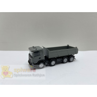 Herpa Scania CG 17 4-achs Baukipper, grau / gelb
